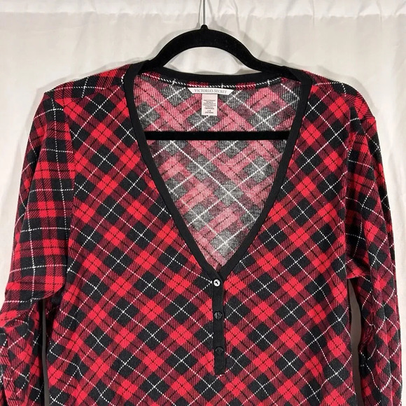 Victoria's Secret Pajama Shirt Women's Large Red Plaid Long Sleeve Vneck Button - Picture 2 of 7
